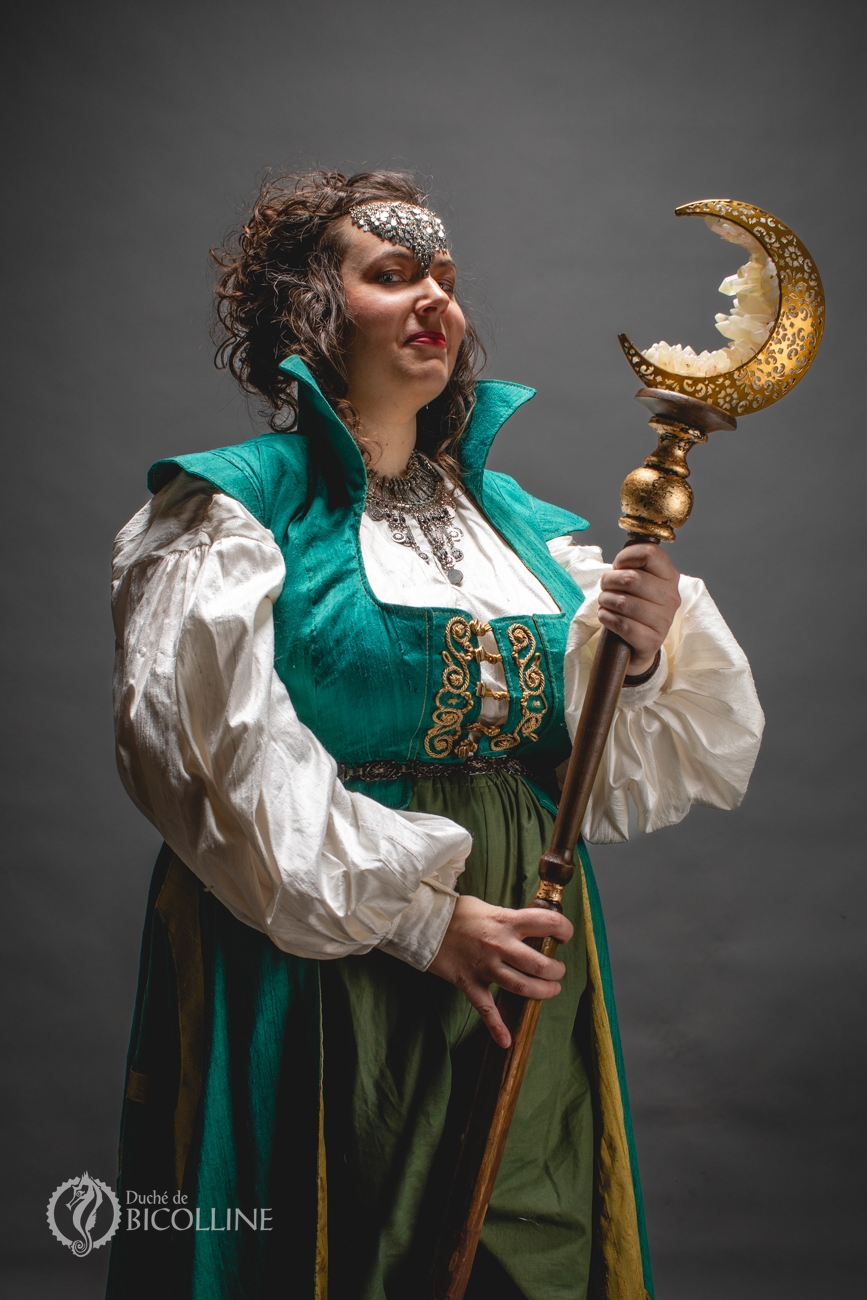 Miruna Amakhalaka